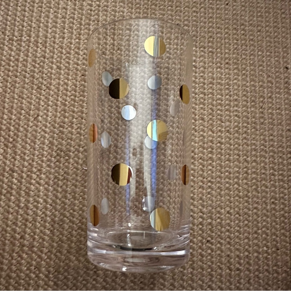 Kate Spade Gold Dots Acrylic Tumblers, New! Set of 2 - Picture 4 of 10